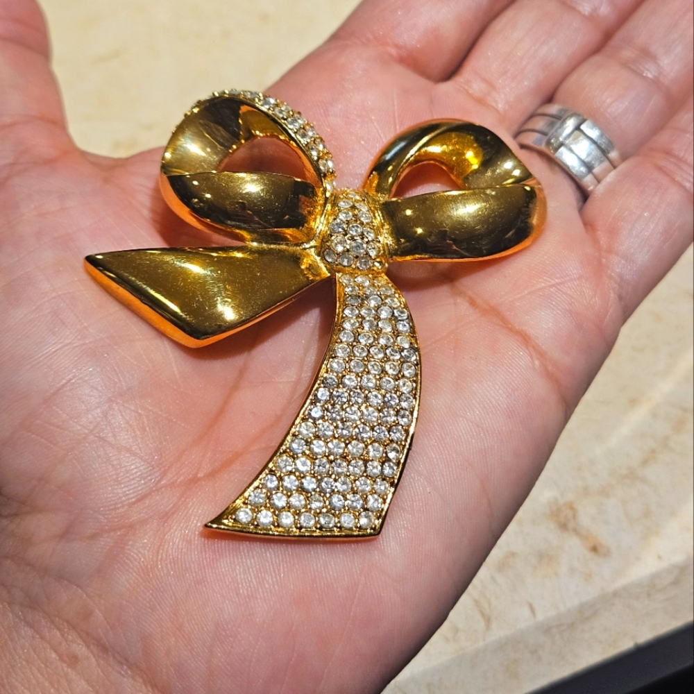 Vintage Gold tone Bow Brooch w/ Rhinestone Pave Style 2"